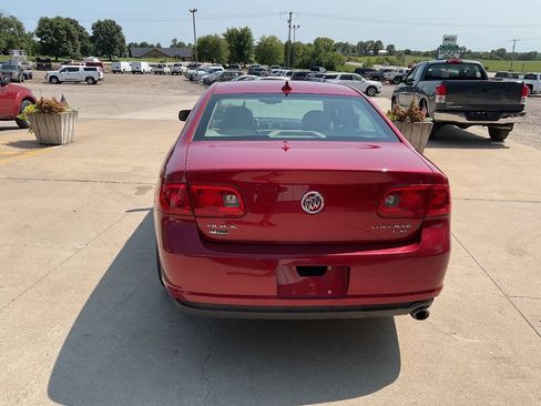 Used 2011 Buick Lucerne CXL FWD image 8