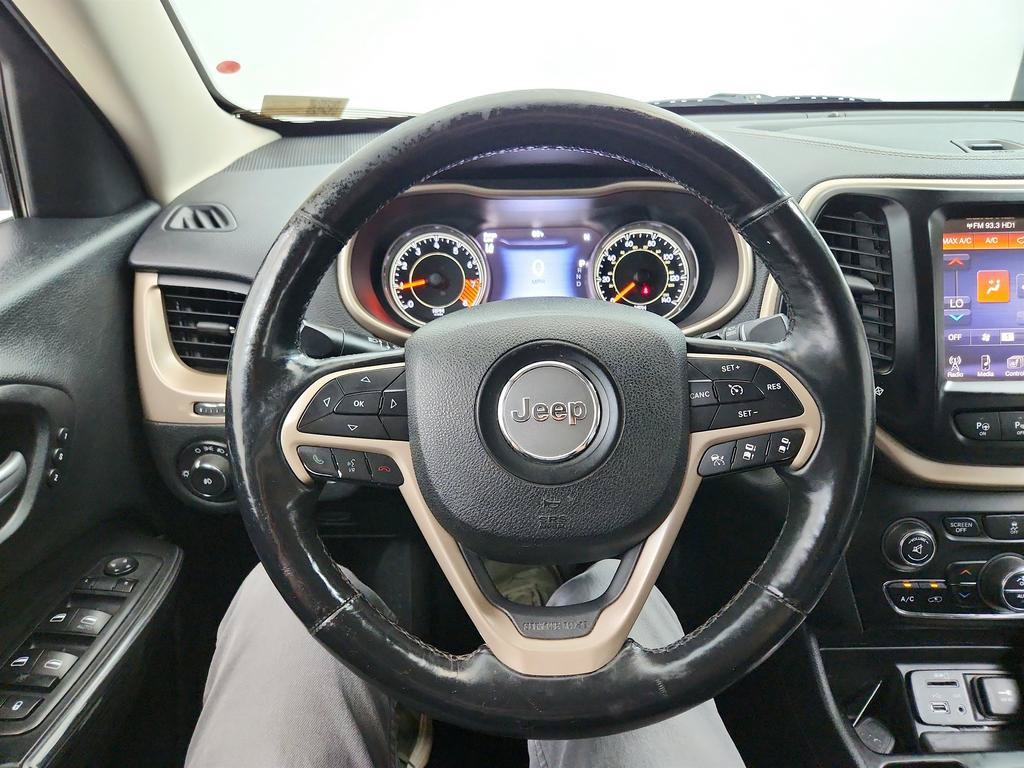Used 2014 Jeep Cherokee Limited w/ Technology Group FWD image 17