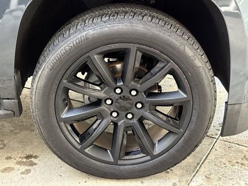 Used 2019 Chevrolet Tahoe LS image 27