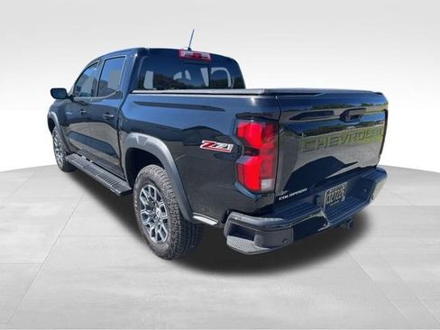 Used 2024 Chevrolet Colorado Z71 w/ Z71 Convenience Package 2 image 5