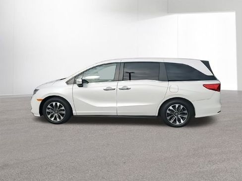 Used 2023 Honda Odyssey EX-L image 5