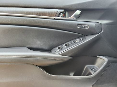 Used 2022 Honda Accord EX-L image 22
