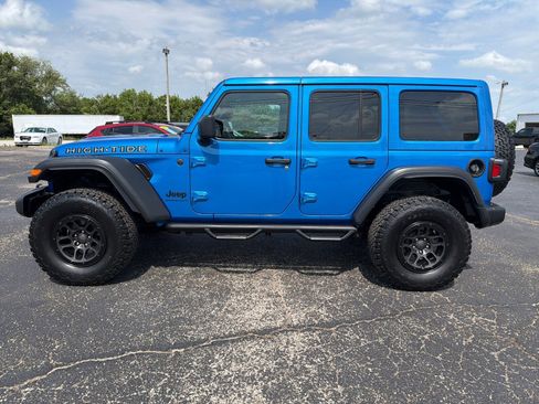 Used 2023 Jeep Wrangler Unlimited Sport AWD/4WD image 6