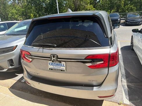 Used 2022 Honda Odyssey Touring image 5