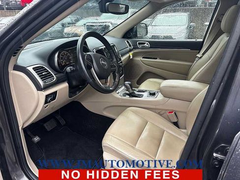 Used 2021 Jeep Grand Cherokee Limited AWD/4WD image 2