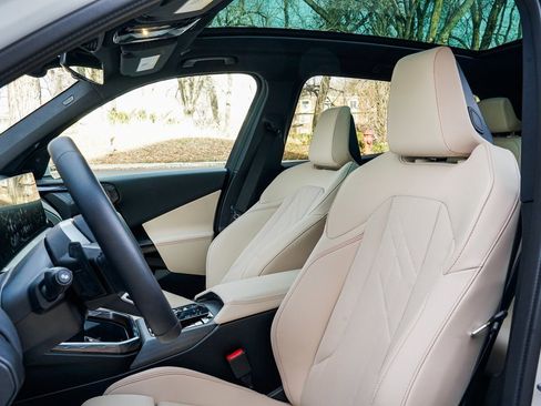 Used 2026 BMW X3 xDrive30 w/ M Sport Package image 14