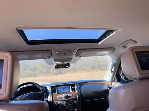 Used 2020 Nissan Armada Platinum w/ Captain's Chairs Package image 17