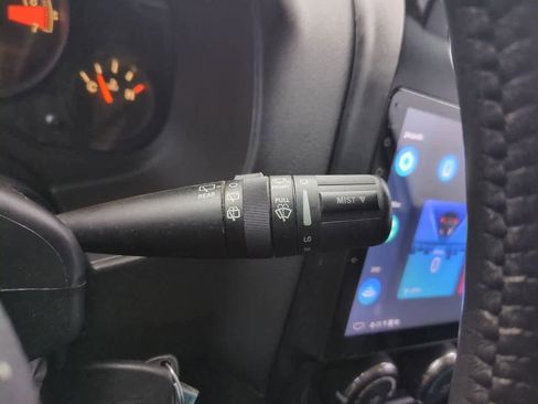 Used 2016 Jeep Patriot High Altitude image 26