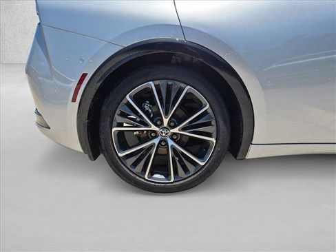Used 2024 Toyota Prius Limited w/ Limited Premium Package FWD image 9