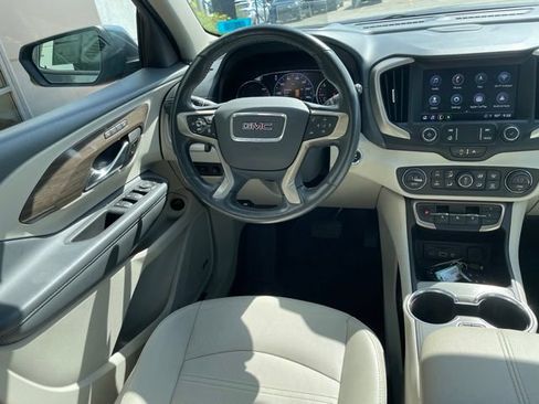 Used 2022 GMC Terrain Denali w/ Denali Premium Package AWD/4WD image 12