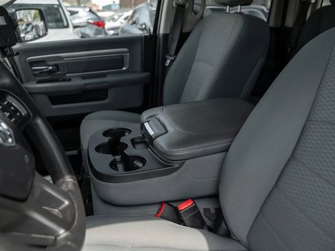 Used 2017 RAM 1500 Classic SLT image 25