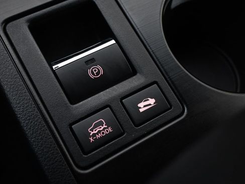 Used 2017 Subaru Outback 2.5i Limited w/ Popular Package #5 image 33