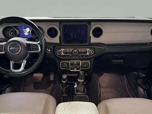 Used 2021 Jeep Wrangler Unlimited Sahara image 13