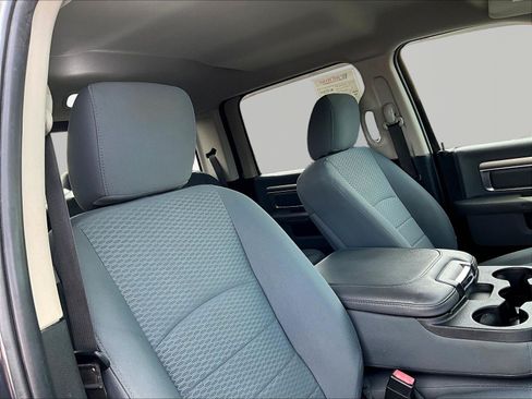Used 2020 RAM 1500 Classic SLT AWD/4WD image 27