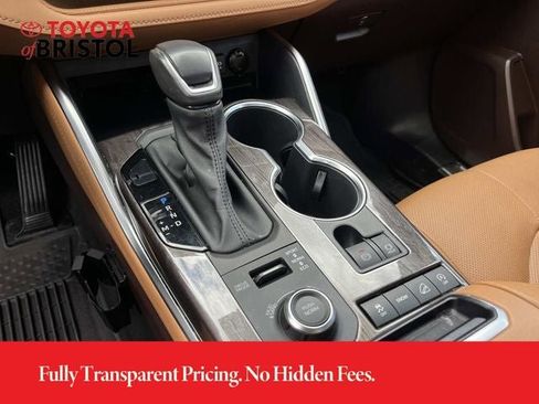 Used 2021 Toyota Highlander Platinum AWD/4WD image 35