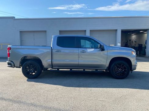 Used 2024 Chevrolet Silverado 1500 RST w/ Convenience Package II AWD/4WD image 2