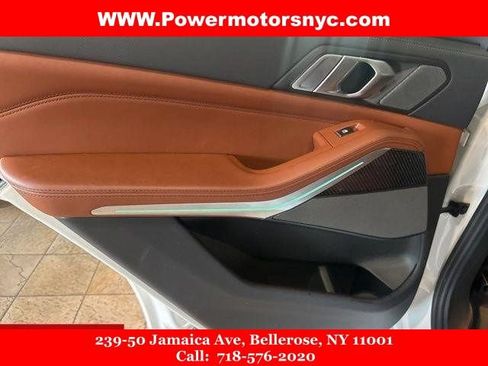 Used 2023 BMW X5 M50i w/ Premium Enhanced Package AWD/4WD image 33