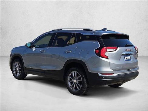 Certified 2024 GMC Terrain SLT w/ Infotainment Package II AWD/4WD image 8