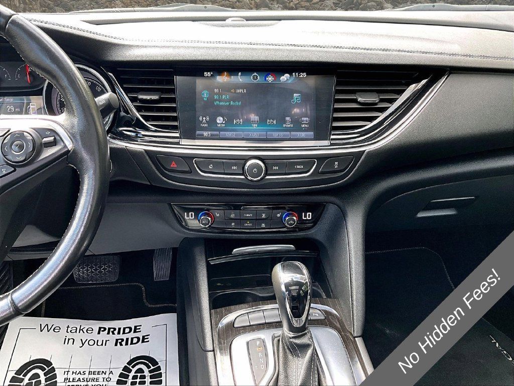 Used 2018 Buick Regal Essence w/ Driver Confidence Package #1 AWD/4WD image 6