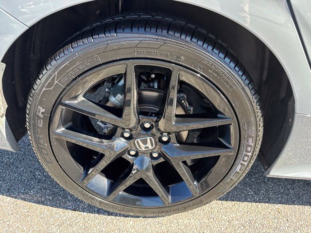 Used 2025 Honda Civic Sport image 12