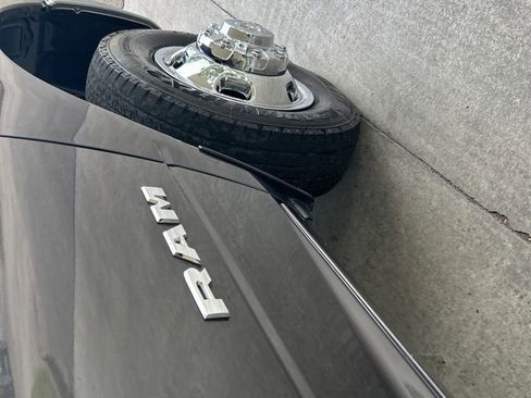 Used 2023 RAM 3500 Big Horn AWD/4WD image 24