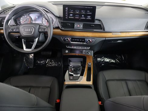 Used 2023 Audi Q5 2.0T Premium w/ Convenience Package image 25