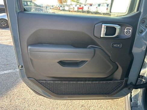 New 2026 Jeep Gladiator Mojave w/ Safety Group image 59