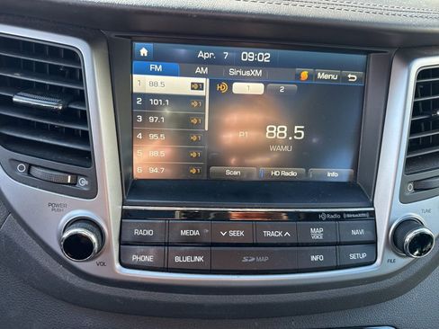 Used 2016 Hyundai Tucson Limited w/ Option Group 03 image 14