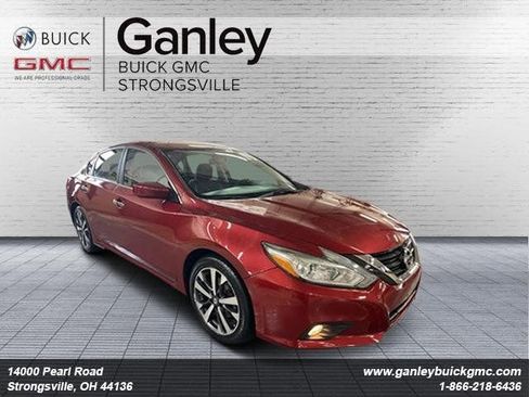 Used 2016 Nissan Altima 2.5 SR image 1