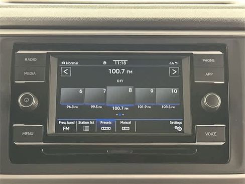 Certified 2023 Volkswagen Atlas Cross Sport SE image 11