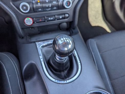 Used 2017 Ford Mustang Coupe RWD image 14
