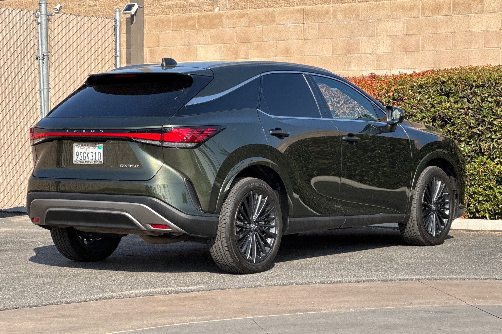 Certified 2025 Lexus RX 350 Premium w/ Convenience Package FWD image 4
