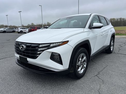 Used 2023 Hyundai Tucson SE image 12
