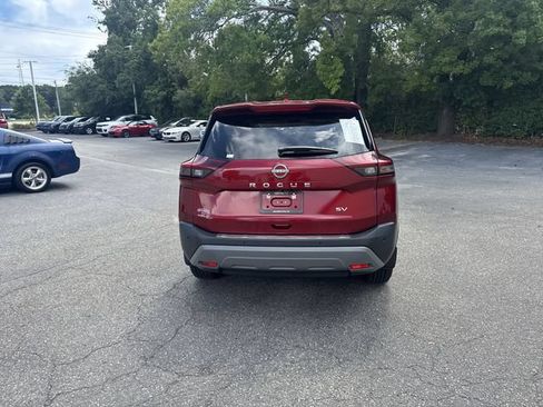 Used 2023 Nissan Rogue SV FWD image 6