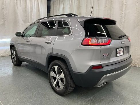 Used 2022 Jeep Cherokee Limited AWD/4WD image 5