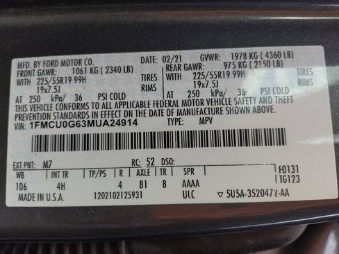 Used 2021 Ford Escape SE w/ SE Sport Appearance Package FWD image 33