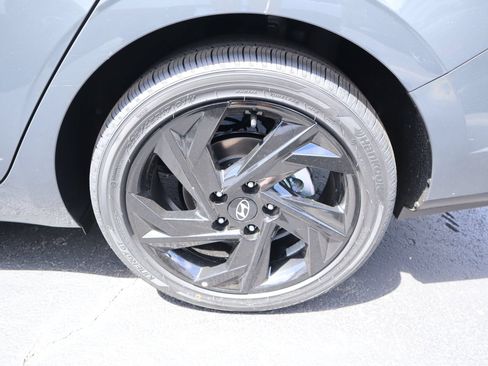 New 2026 Hyundai Elantra SEL Sport Premium FWD image 19