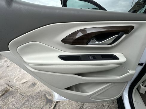 Used 2020 GMC Terrain Denali w/ Denali Premium Package image 29