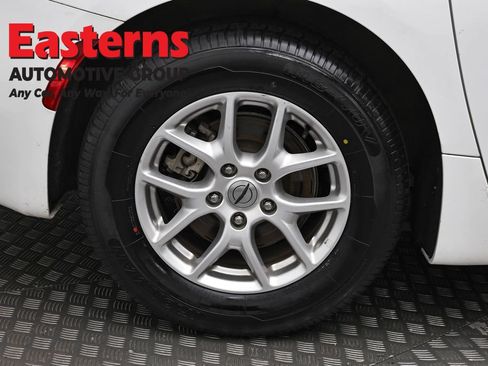 Used 2023 Chrysler Voyager LX FWD image 29