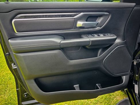 Used 2024 RAM 1500 Big Horn AWD/4WD image 11