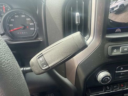 Used 2021 Chevrolet Silverado 1500 Custom Trail Boss AWD/4WD image 31
