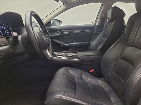 Used 2018 Honda Accord EX-L image 17