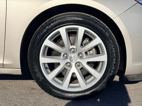 Used 2015 Chevrolet Malibu LT FWD image 27