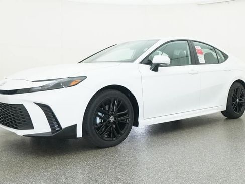 New 2026 Toyota Camry SE FWD image 17
