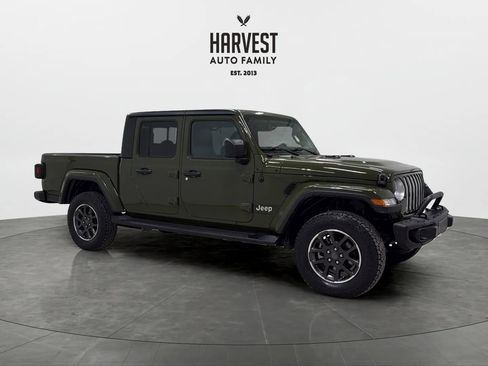 Used 2023 Jeep Gladiator Overland w/ Popular Equipment Package image 9