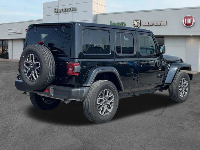 Used 2025 Jeep Wrangler Unlimited Sahara AWD/4WD image 7