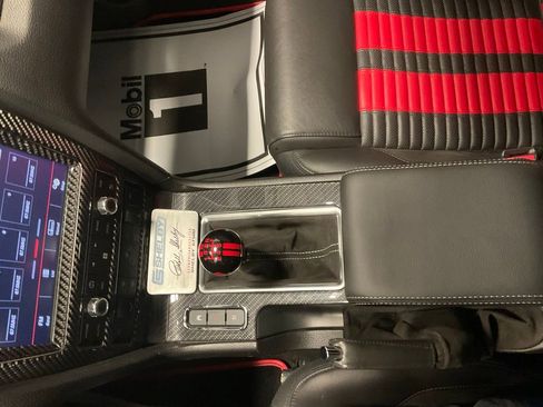 Used 2011 Ford Mustang Shelby GT500 w/ SVT Performance Pkg image 15