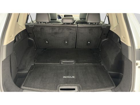 Used 2023 Nissan Rogue Platinum w/ Platinum Premium Package AWD/4WD image 27