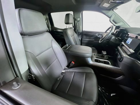 Used 2024 Chevrolet Silverado 1500 LTZ AWD/4WD image 27