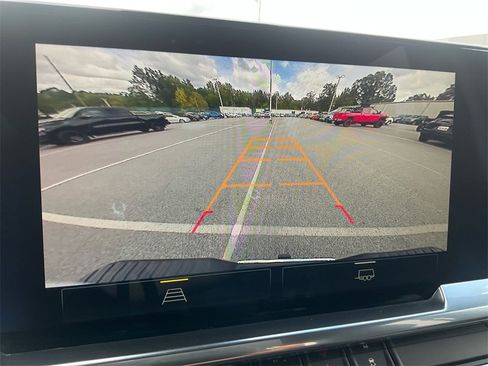 Used 2024 Chevrolet Silverado 2500 LT image 20